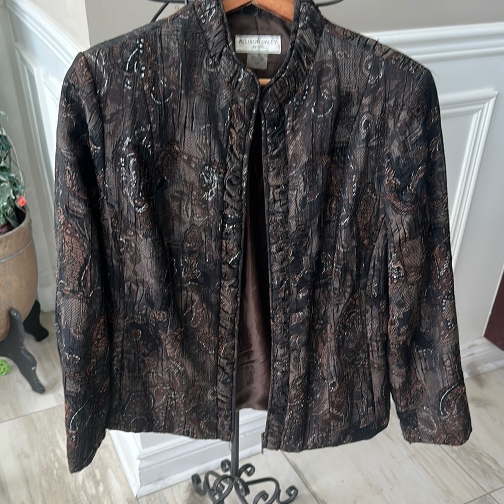 Textured Black and Brown Blazer